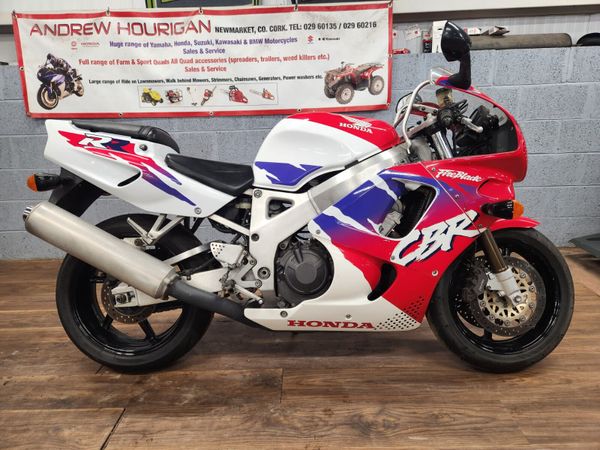 Honda CBR 900 RR Fireblade